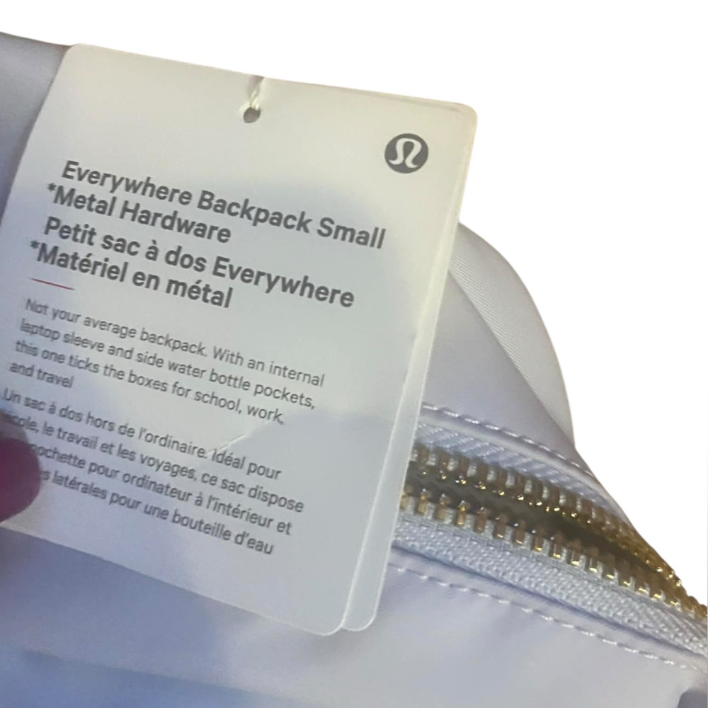 NWT Lululemon everywhere backpack LAVENDER FROST/GOLD - Picture 3 of 4